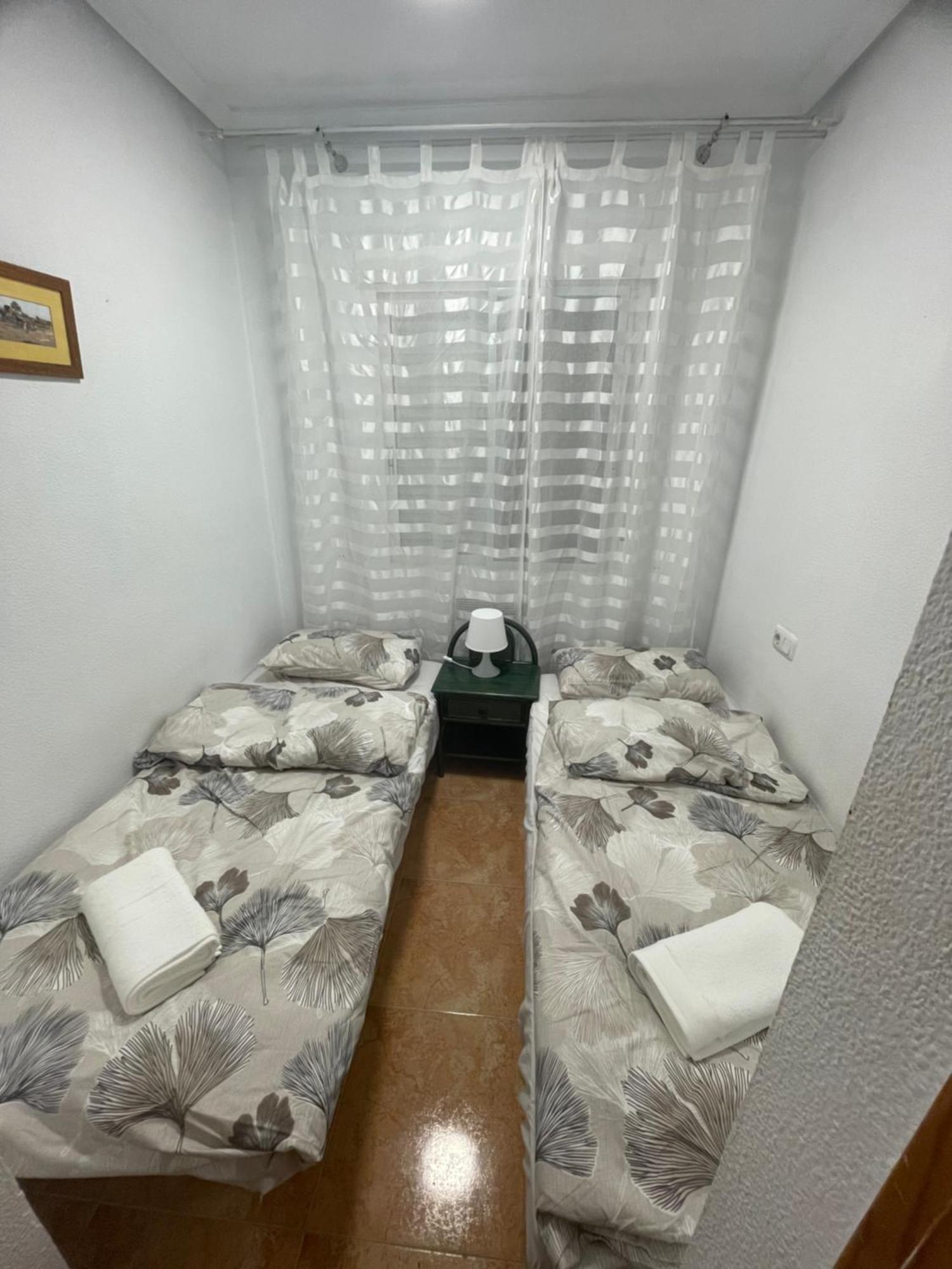 Almuden'S Green Apartment, High-Speed Free Wifi, 250M To Beach, The Center Of ตอร์เรเวียคา ภายนอก รูปภาพ